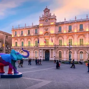 https://sinfonia-suites-catania.catania-hotels.net