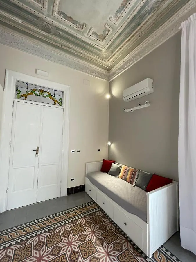 Arricría Room Suite Palermo 0*,
